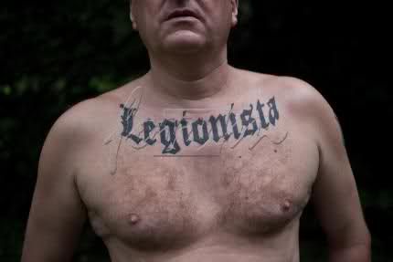 Napis Legionista tatuaż