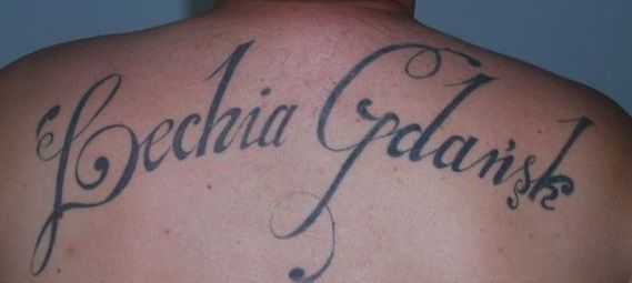 Tatuaż dla kibica napis