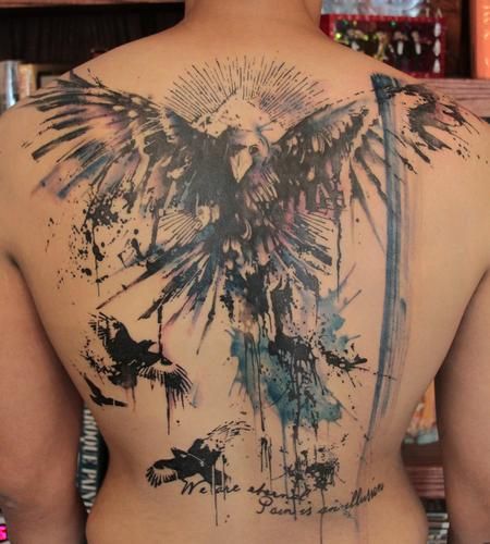 Tatuaż ptaki na plecach