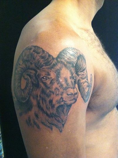 Tatuaż znak zodiaku baran