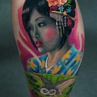 Japonka tatuaż w kolorze