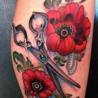 Maki i nożyczki tatuaż