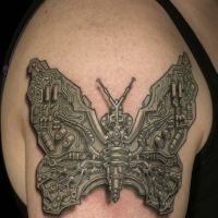 Tatuaż mechaniczny motyl